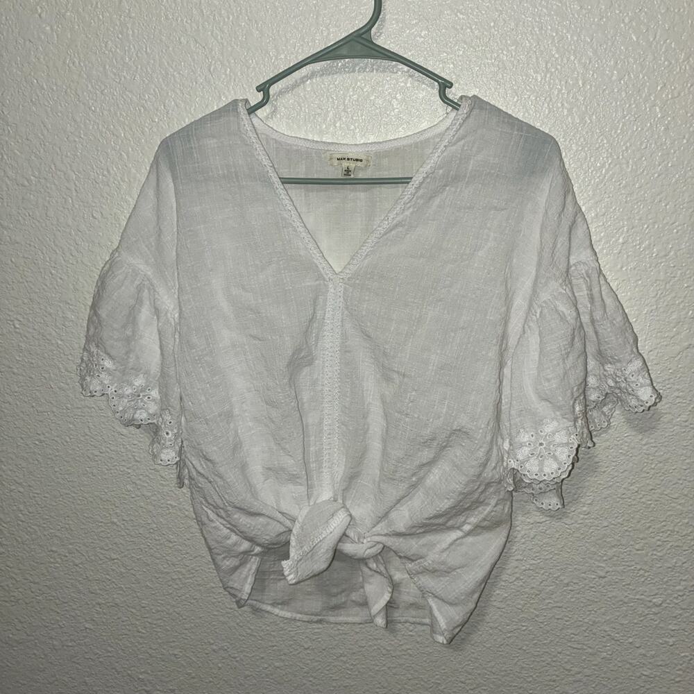 Max Studio Tops L White Blouse With Lace Detailing And Tie Front